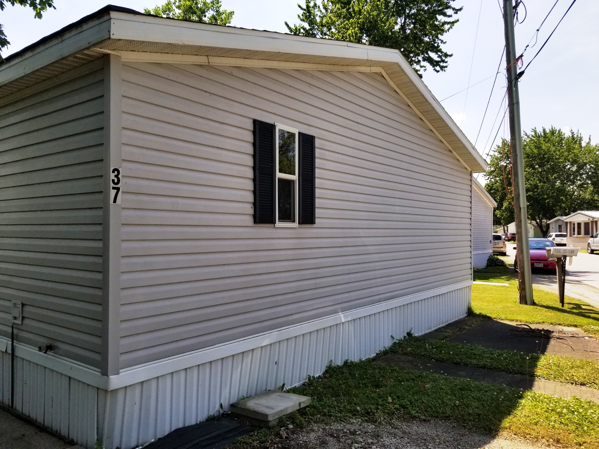 37 Lakeshore PMSC Mobile Home Sales